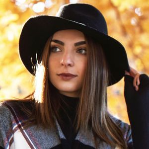 Meet your Posher, Isabelle